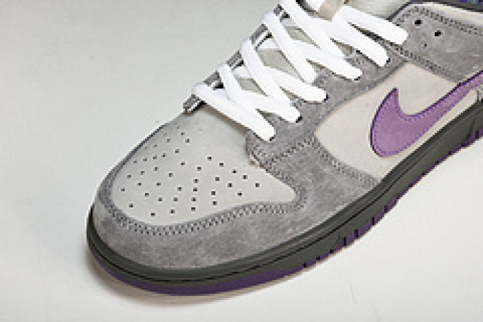 Nike SB Dunk Low Purple Pigeon - 304292-051