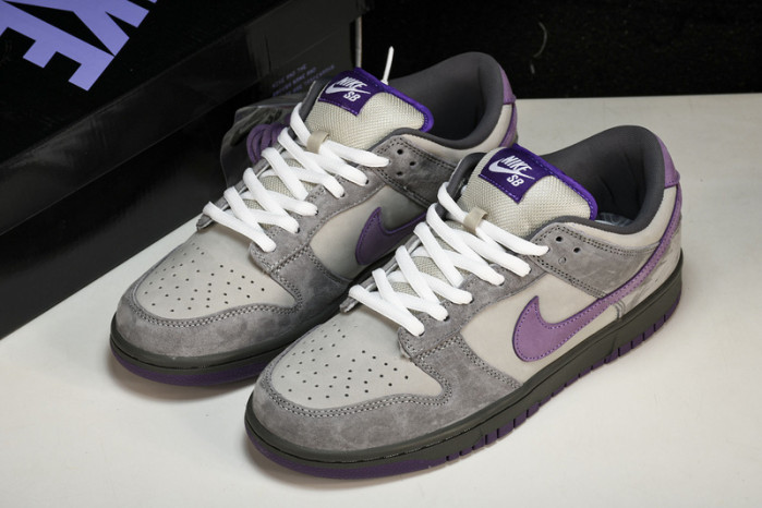 Nike SB Dunk Low Purple Pigeon - 304292-051