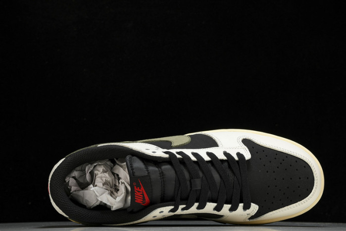 Nk Dunk Low SB 630358-106