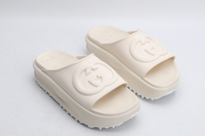 G DESIGNER SLIPPERS