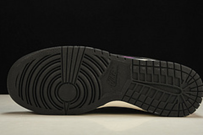 Nike Dunk Low Graffiti Pink - DM0108-002