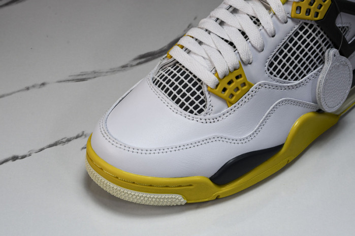 AIR JORDAN 4 RETRO "VIVID SULFUR" AQ9129-101