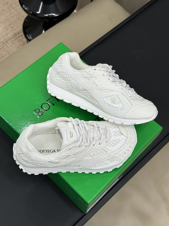 BOTTEGA VENETA SNEAKER