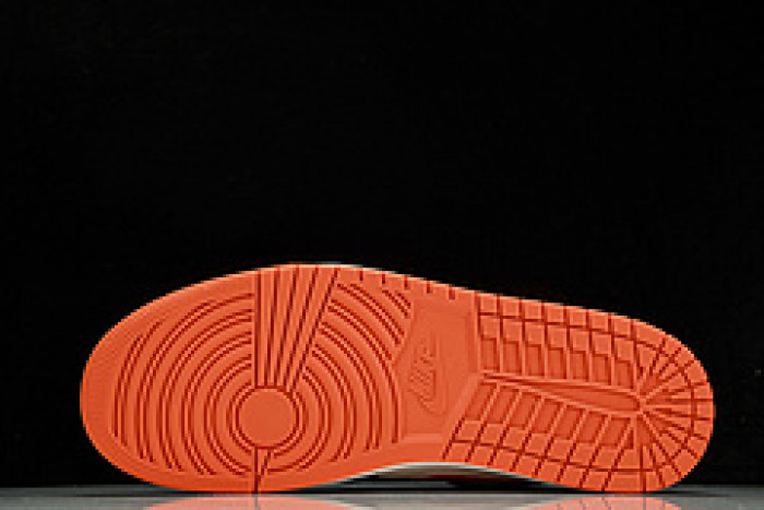 AIR JORDAN RETRO 1 MID FD1029 400