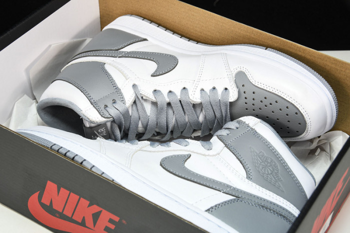 Air Jordan 1 High OG "Stealth" 555088-037