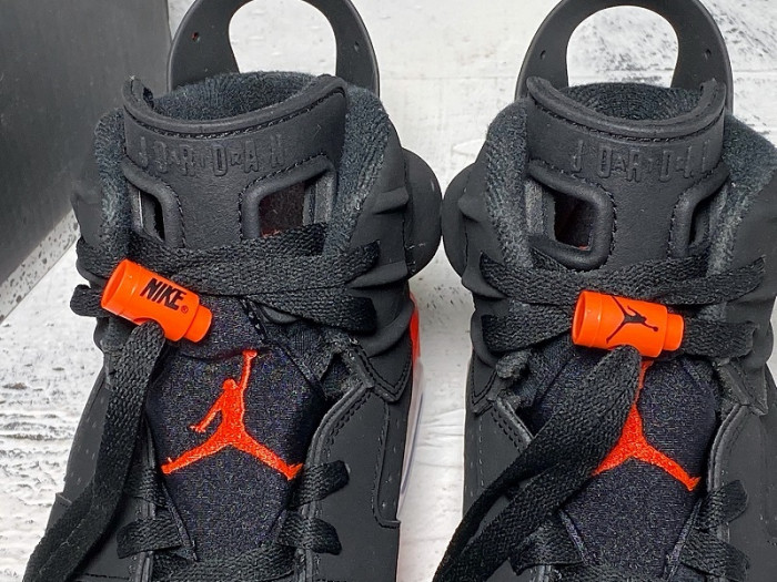 Jordan 6 Retro Black Infrared (2019) 384664-060