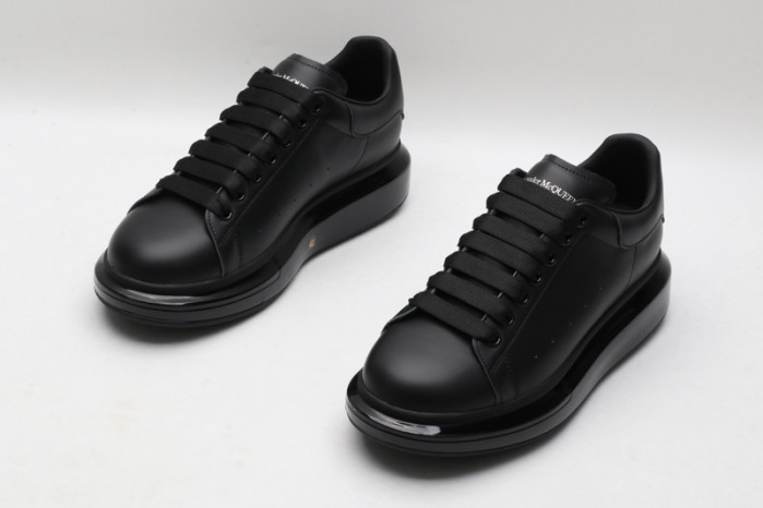 Alexander McQueen sneaker