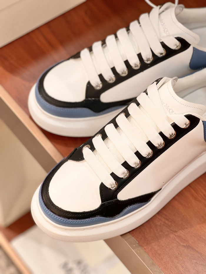 Alexander McQueen sneaker