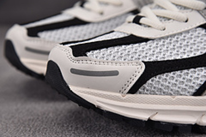 NK Air Zoom Vomero 5 Photon Dust Black HQ1182-001