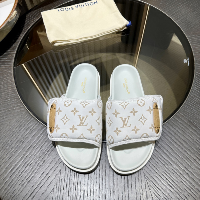 L&V SLIPPERS