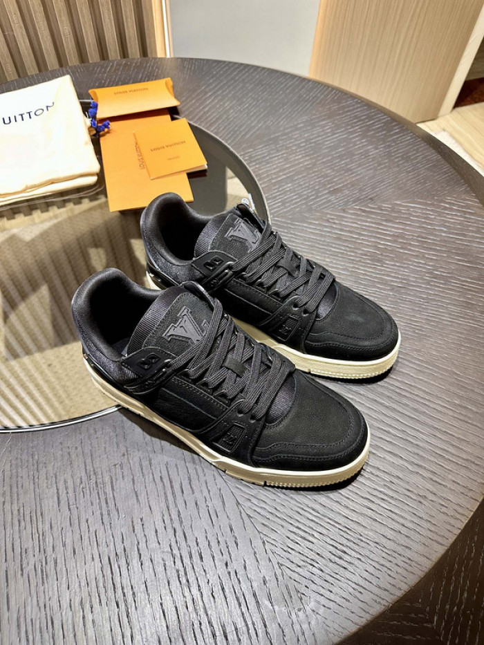 L&V SNEAKERS