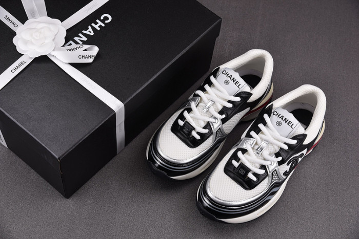 CHANEEL sneaker