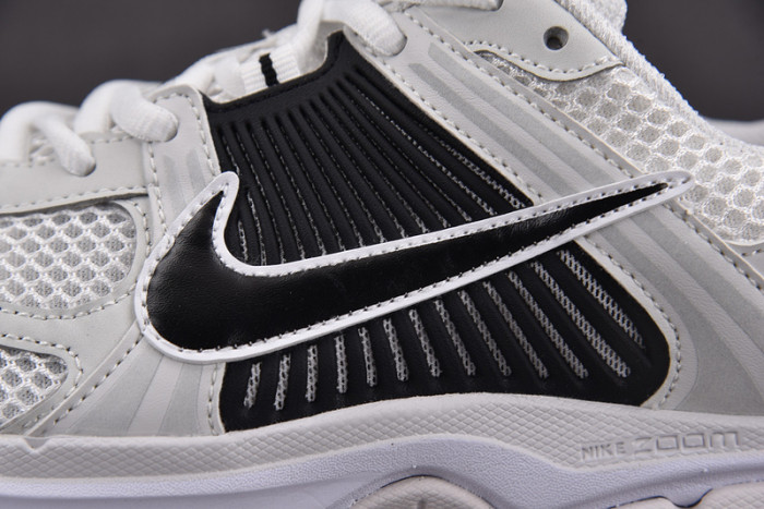 NK Air Zoom Vomero 5 White Black FB9149-101