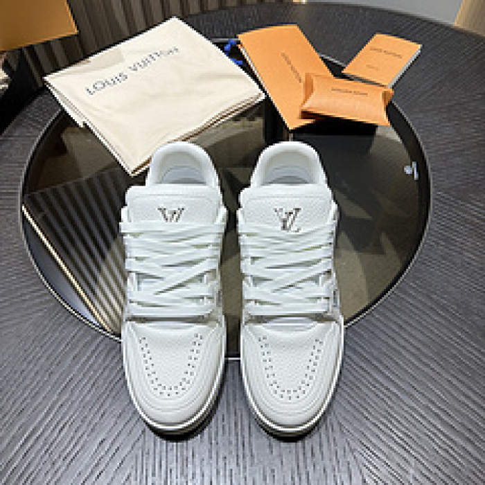 L&V SNEAKERS