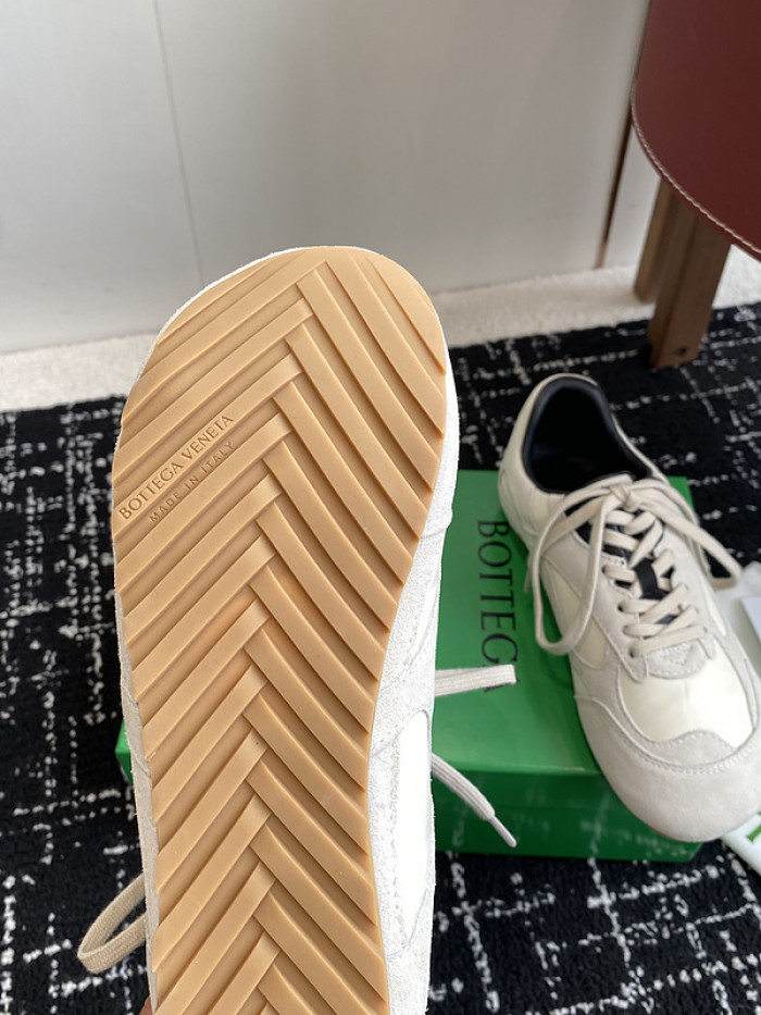 BOTTEGA VENETA SNEAKER