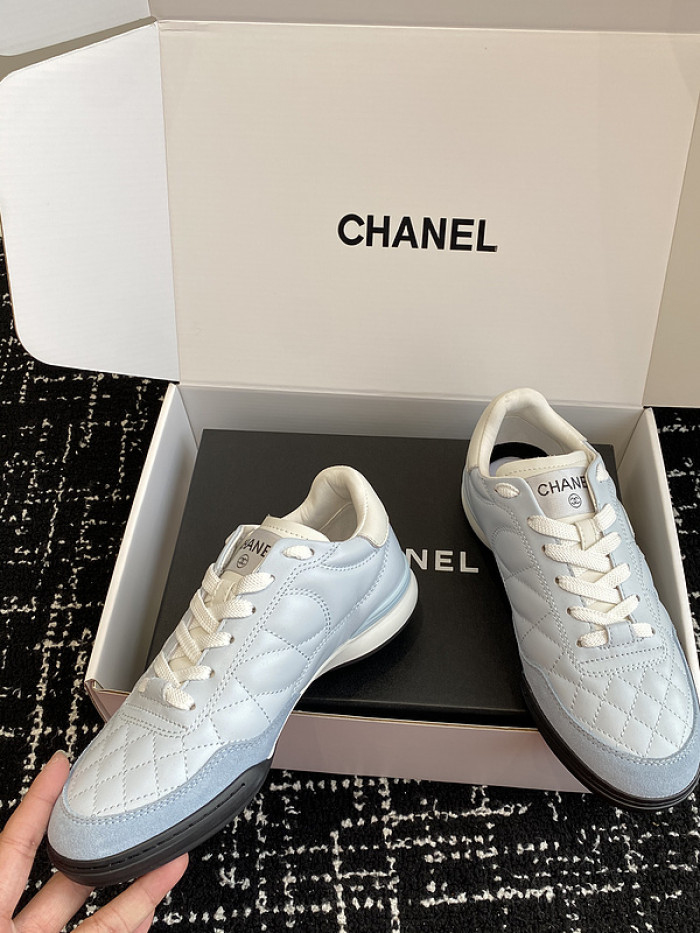 CHANEEL sneaker