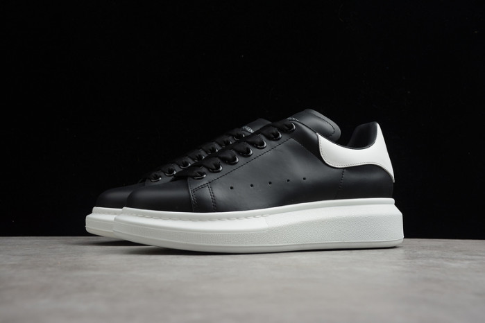 Alexander McQueen sneaker