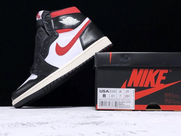 JORDAN 1 RETRO HIGH BLACK GYM RED 555088-061