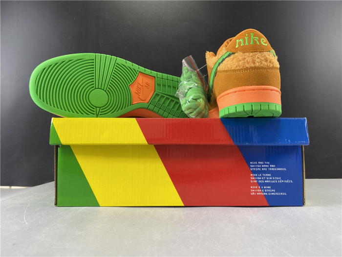 Grateful Dead x Nike SB Dunk Low “Orange Bear” CJ5378-800