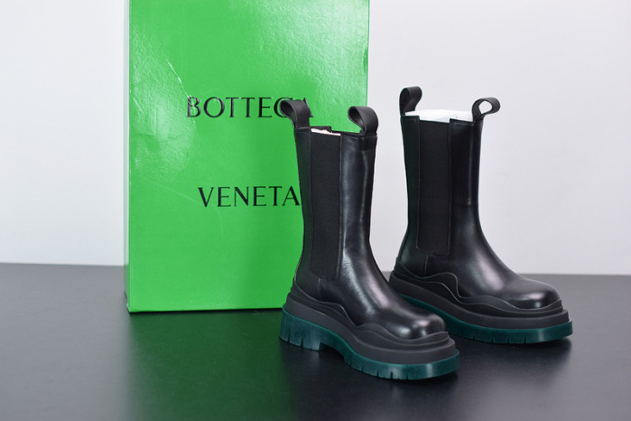 BOTTEGA VENETA SNEAKER