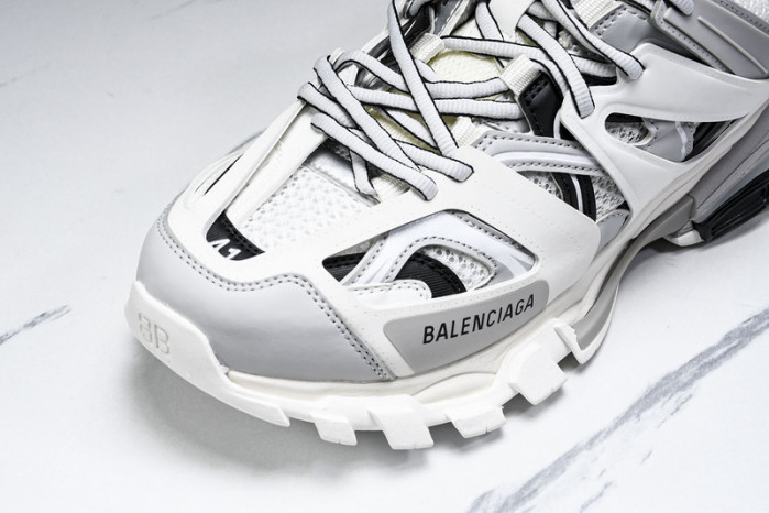 BLEN Track W3AD3 9812