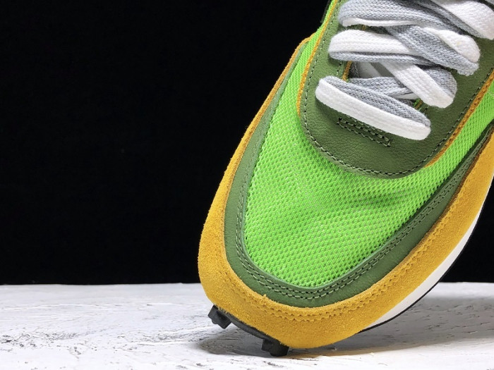 Nike LD Waffle Sacai Green Multi BV0073-300