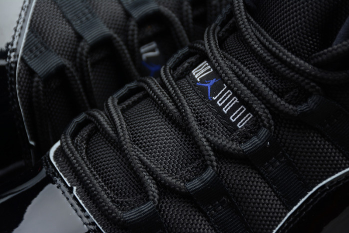 Jordan 11 Retro Space Jam (2016) 378037-003