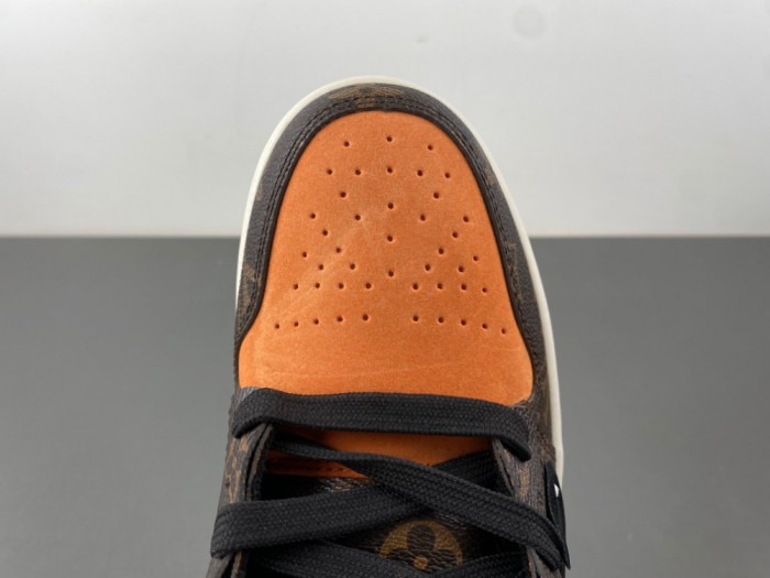 OFF-WHITE x Air Jordan 1 LV