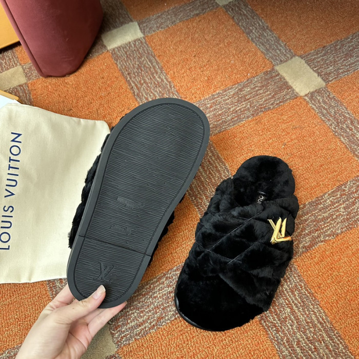 L&V SLIPPERS