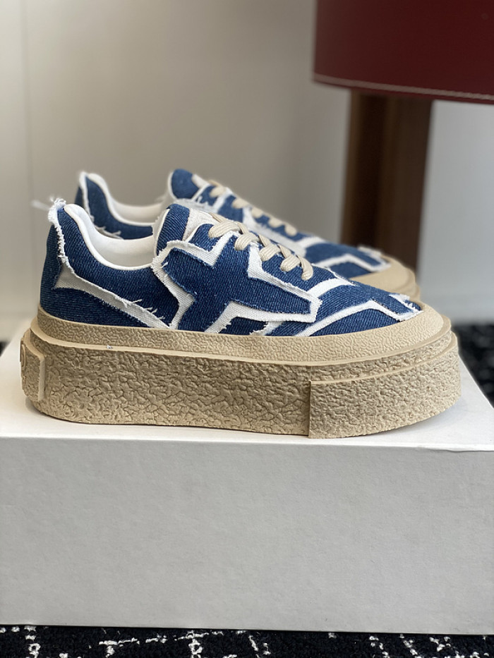 ma*s*n Ma*i*laa shoes