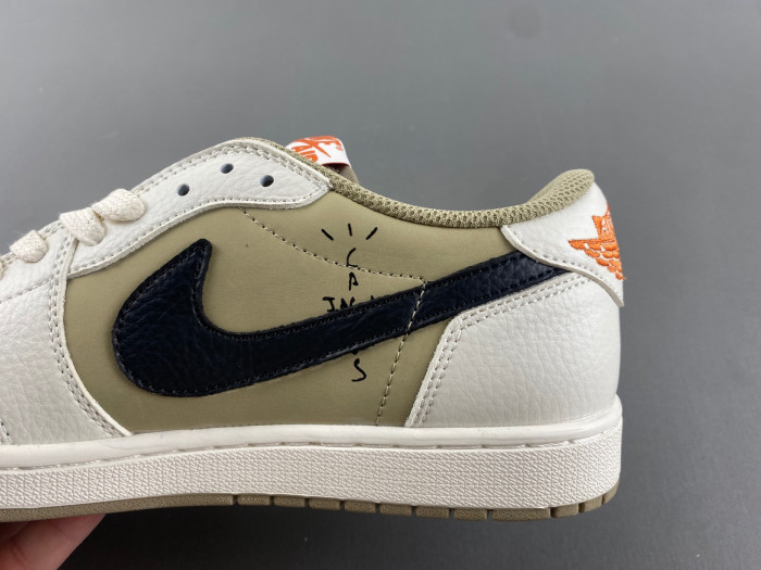 Travis Scott x Air Jordan DZ137-701