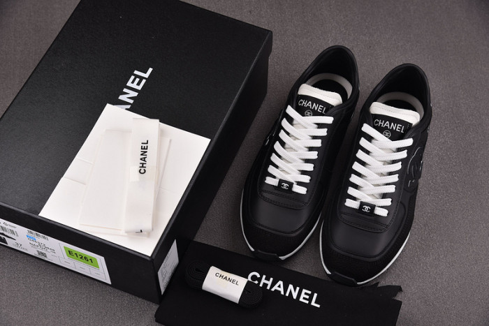 CHANEEL sneaker