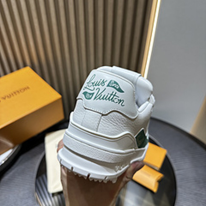 L&V SNEAKERS