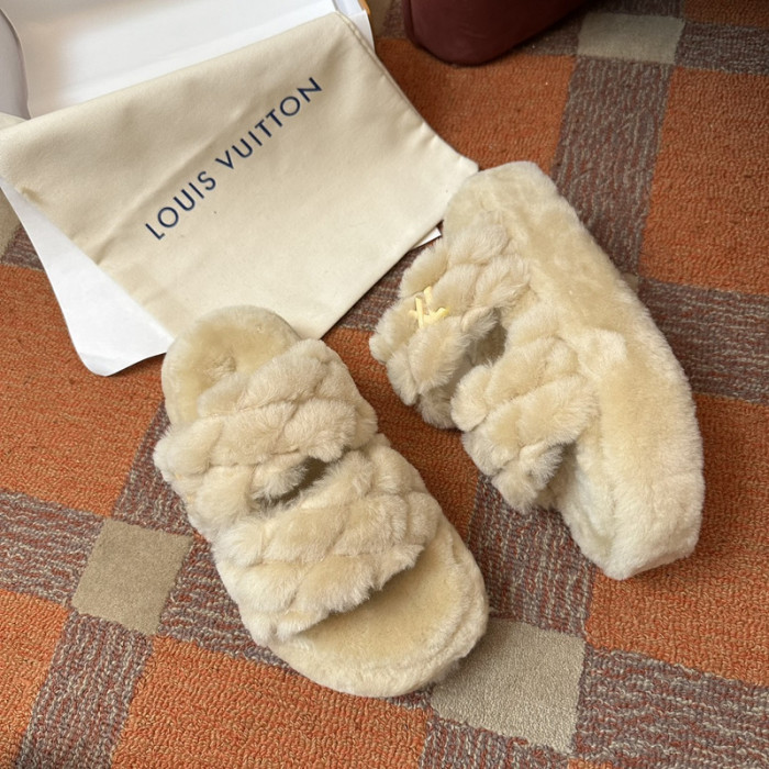 L&V SLIPPERS