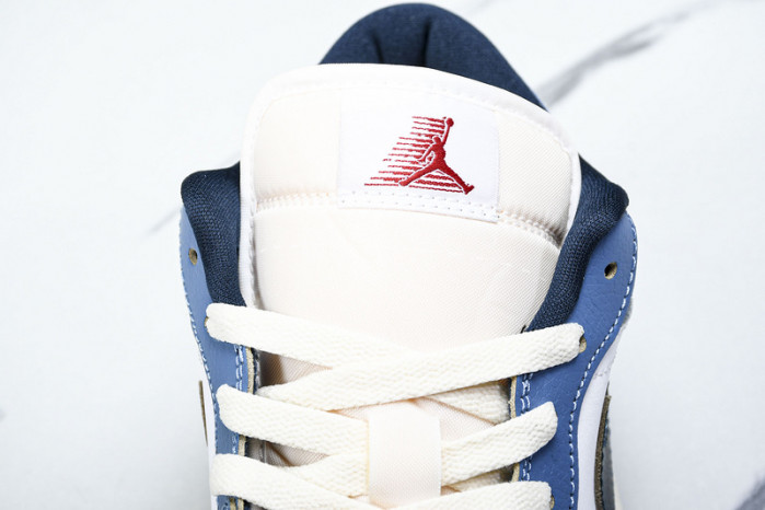 Air Jordan 1 Low SE Armory Navy HM3711-144