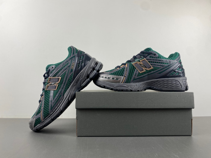 New Balance 9060 M1906RZM