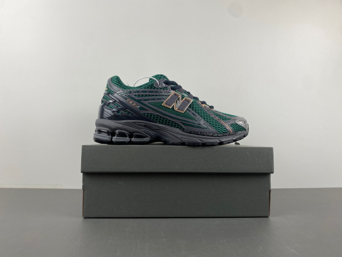 New Balance 9060 M1906RZM