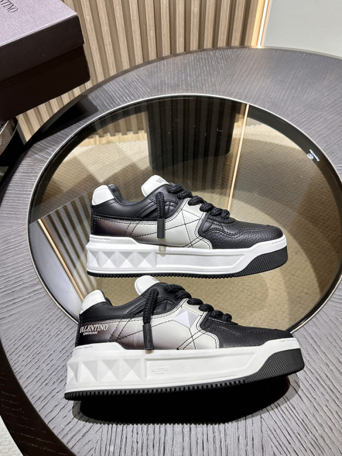 VALEN DESIGNER SNEAKERS