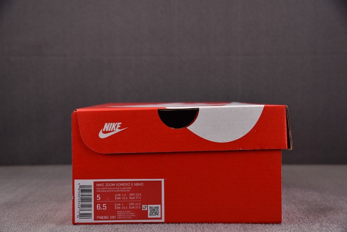 Nk Zoom Vomero 5 Malachite Alabaster FN8361-100