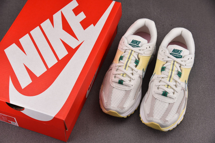 Nk Zoom Vomero 5 Malachite Alabaster FN8361-100