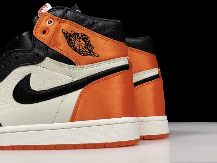 AIR JORDAN 1 RETRO HIGH SATIN SHATTERED BACKBOARD AV3725-010