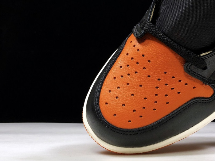 AIR JORDAN 1 RETRO OG SHATTERED BACKBOARD 555088-005
