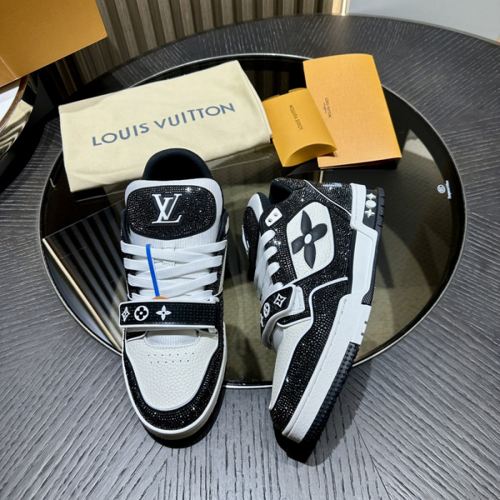L&V SNEAKERS