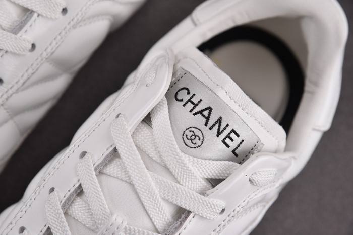 CHANEEL sneaker