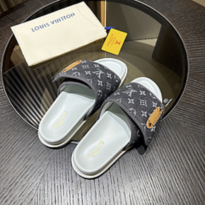 L&V SLIPPERS