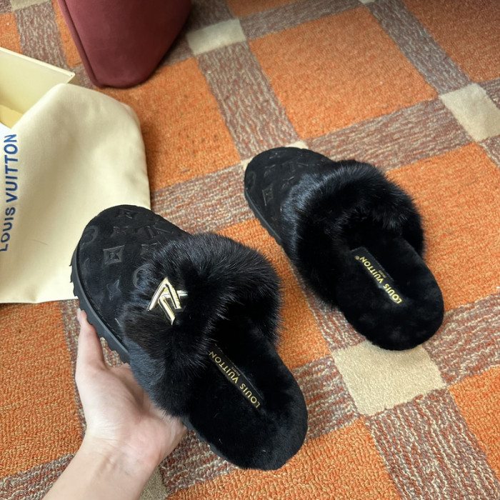 L&V SLIPPERS