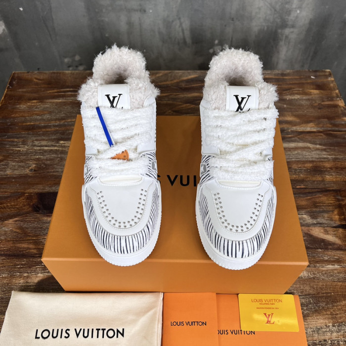 L&V SNEAKERS