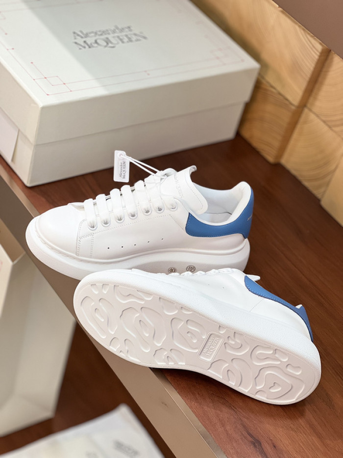 Alexander McQueen sneaker