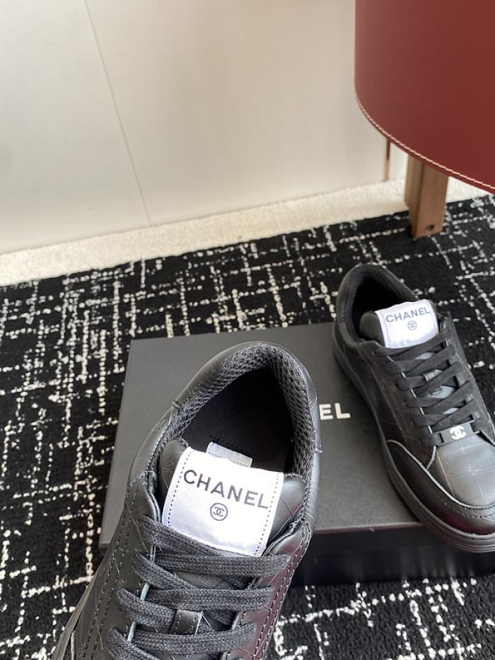 CHANEEL sneaker