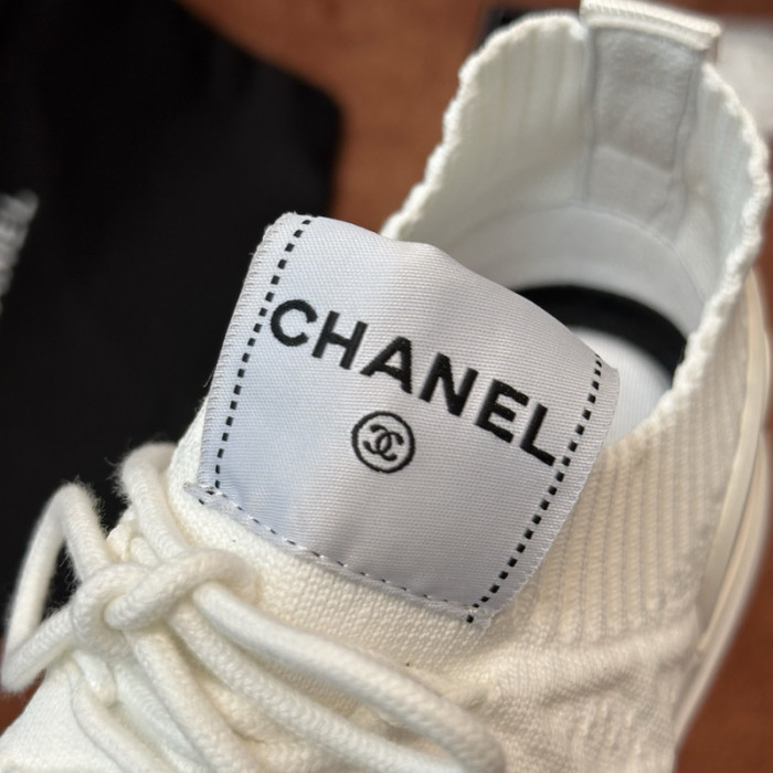 CHANEEL sneaker